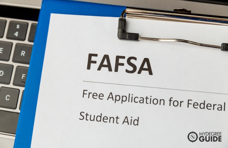 financial aid for college students