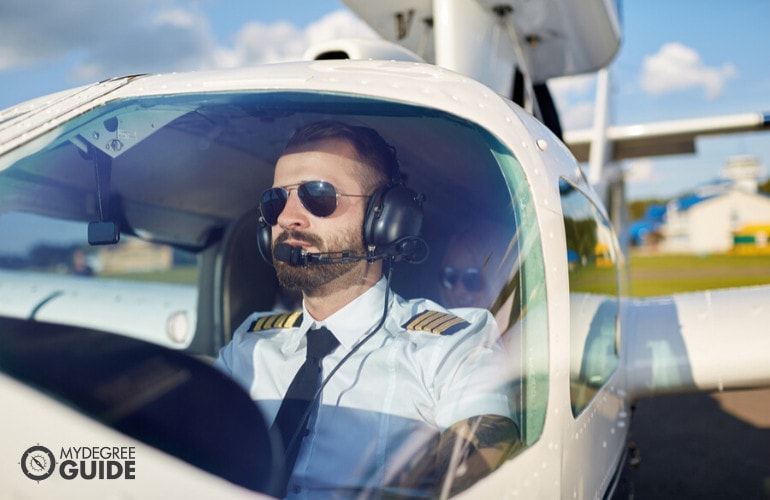 Common Degrees for Becoming a Pilot