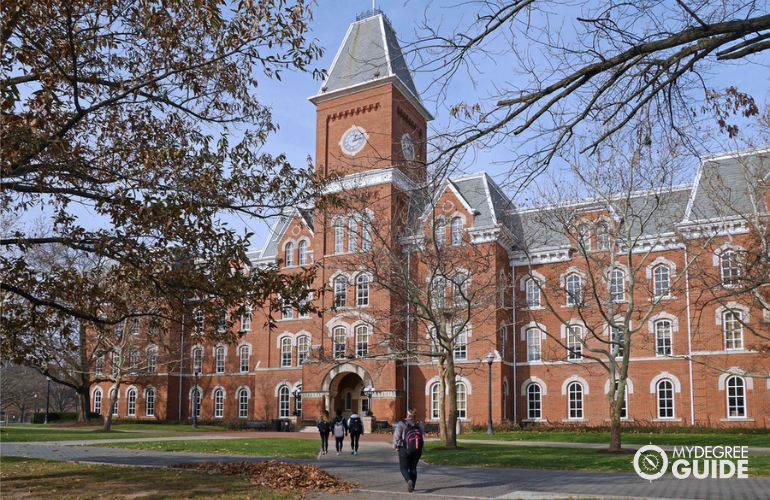 University offering Bachelor’s in Applied Studies
